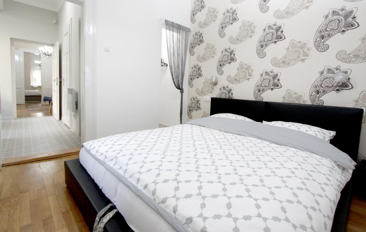 City Center Apartment Mika Belgrád Kültér fotó