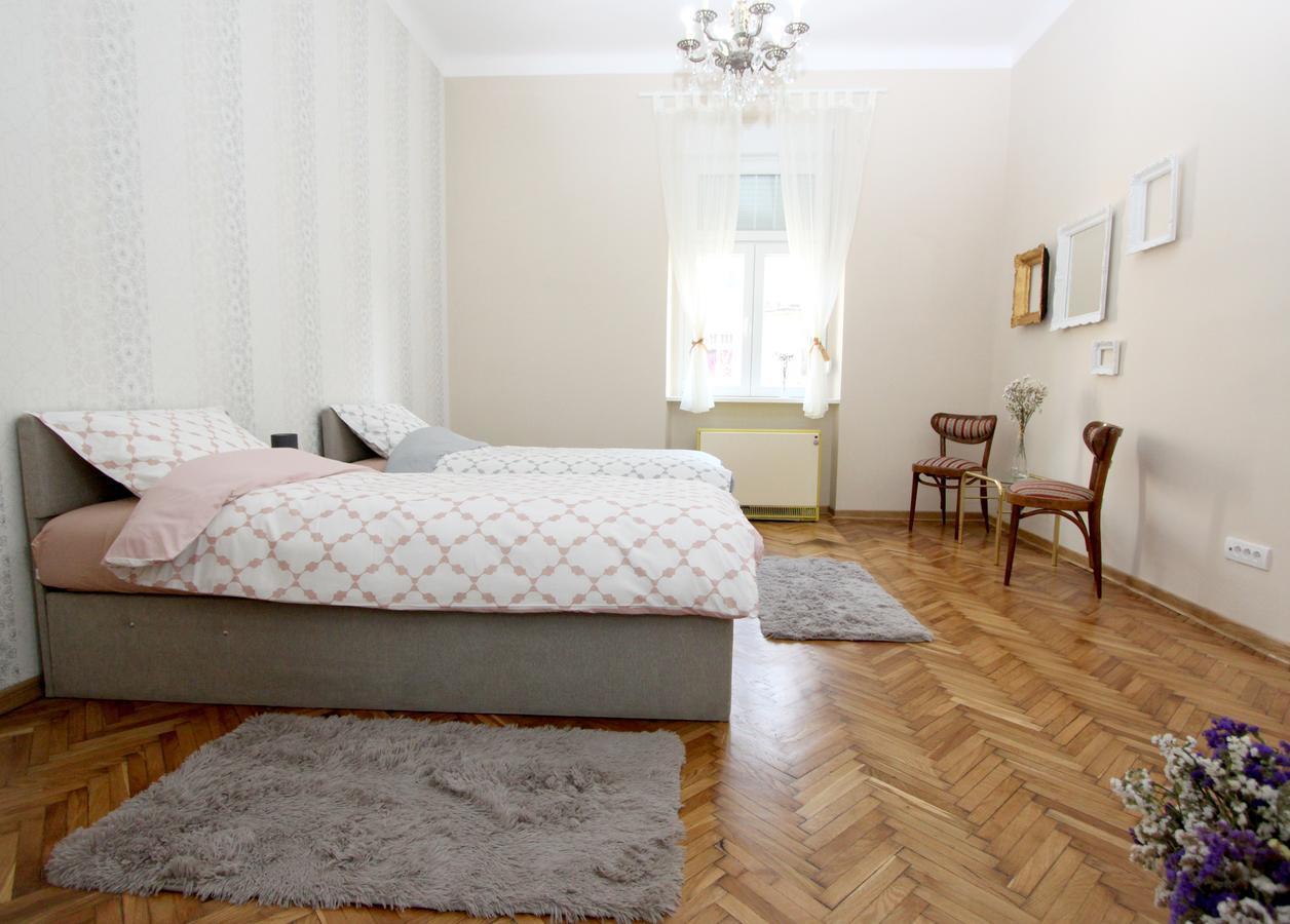City Center Apartment Mika Belgrád Kültér fotó